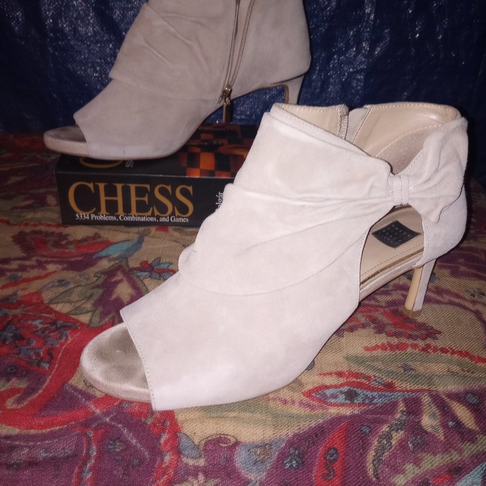 White House Black Market Open toe bow bootie